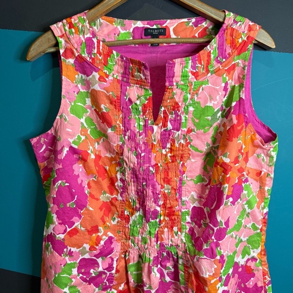 Pink and Orange Pleated Sleeveless Blouse - Picture 4 of 9